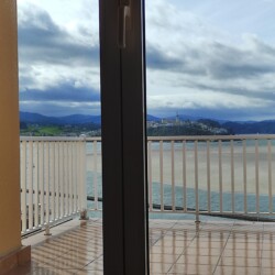 Balcón con vistas al mar